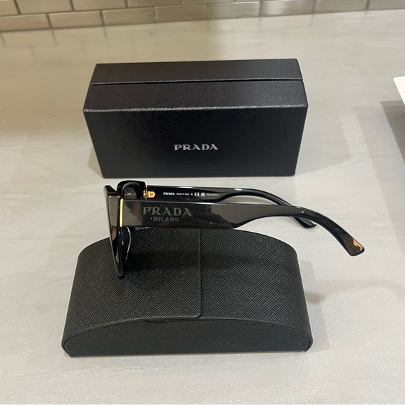 NEW Prada Oversized Square Sunglasses - Black - Picture 3 of 14